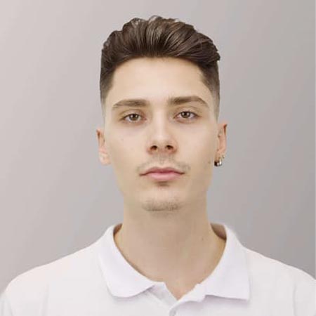 Плахотин Артём Витальевич