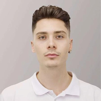 Плахотин Артём Витальевич